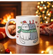 Sevimli Kedi Figürlü Yılbaşı Temalı Porselen Kupa MODEL 75 – Aşık Kediler Desenli, Sıcacık Tasarım, Kahve & Çay Kupası