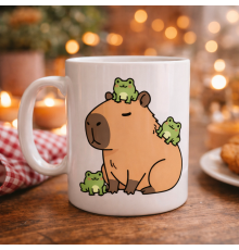 Sevimli Kapibara ve Kurbağa Desenli Porselen Kupa MODEL 98 – Eğlenceli Tasarım, Kahve & Çay Kupası, Hediye Fikri
