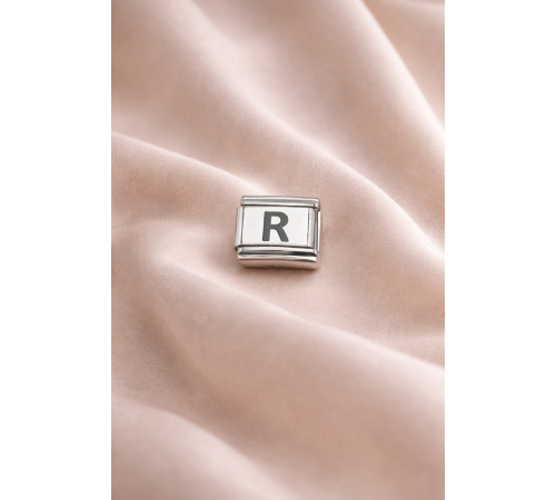 Nomination Uyumlu “R” Harf Charm – Çelik Bileklik Modülü, Kişiye Özel Harf Aksesuarı