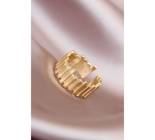 Gold Renk Metal Ayarlamalı Kadın Yüzük Gold Renk Metal Ayarlamalı Kadın Yüzük