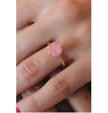 Pembe Lotus Çiçek Figür Gold Renk Kadın Yüzük