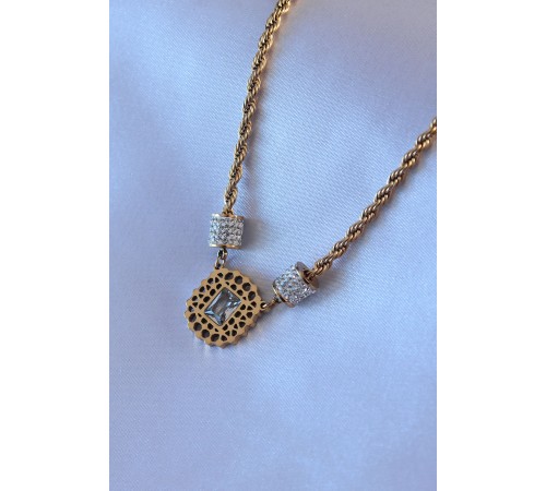 316L Çelik Gold Renk Lotus Model Zirkon Taşlı Burgu Zincir Kadın Kolye 316L Çelik Gold Renk Lotus Model Zirkon Taşlı Burgu Zincir Kadın Kolye