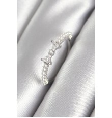 Pirinç Gümüş Renk Zirkon Taşlı Kurdele Model İnci Detay Kadın Yüzük