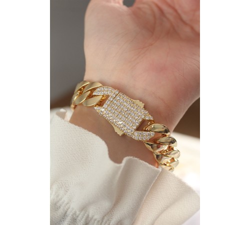 Vip Seri Pirinç Ortası Zirkon Taşlı Gold Renk Gurmet Bileklik Vip Seri Pirinç Ortası Zirkon Taşlı Gold Renk Gurmet Bileklik