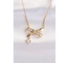 316L Çelik Zincir Altın Renk Zirkon Taşlı Kalp Detay Fiyonk Kolye