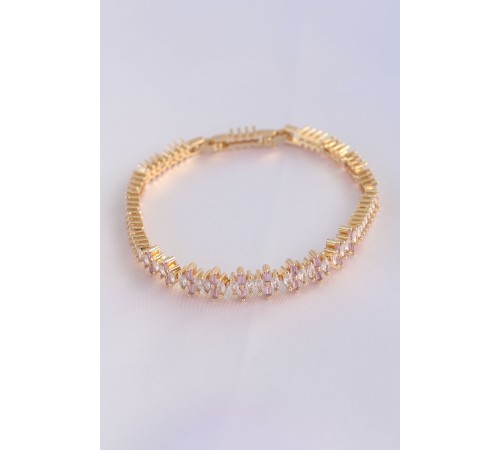 Vip Seri Pirinç Pembe Zirkon Taşlı Gold Renk Baget Model Bileklik Vip Seri Pirinç Pembe Zirkon Taşlı Gold Renk Baget Model Bileklik