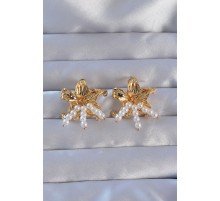 316L Çelik Gold Renk İnci Aksesuarlı Çiçek Model Küpe