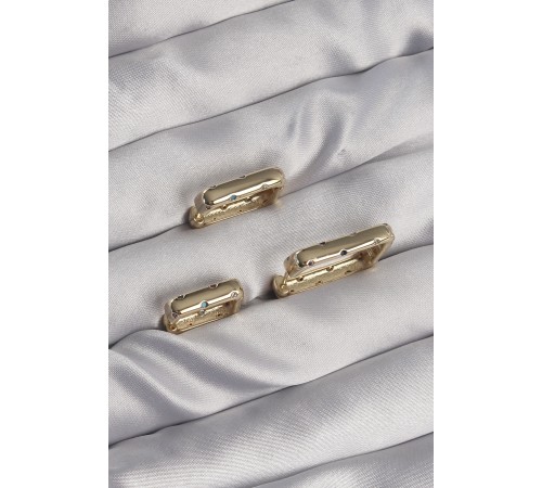 Pirinç Gold Renk Renkli Zirkon Taşlı Kare Model Küpe Seti Pirinç Gold Renk Renkli Zirkon Taşlı Kare Model Küpe Seti