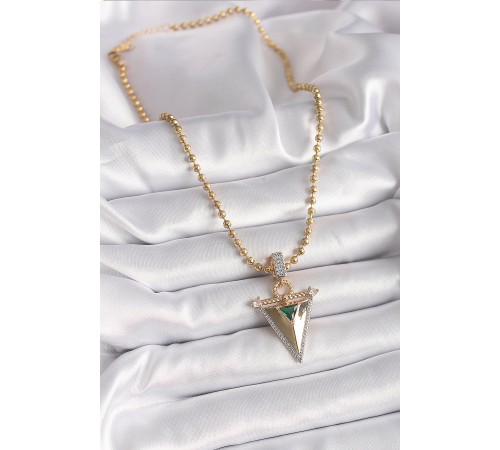 316L Çelik Gold Renk Topçuk Zincir Zirkon Taşlı 3D Üçgen Model Kadın Kolye 316L Çelik Gold Renk Topçuk Zincir Zirkon Taşlı 3D Üçgen Model Kadın Kolye