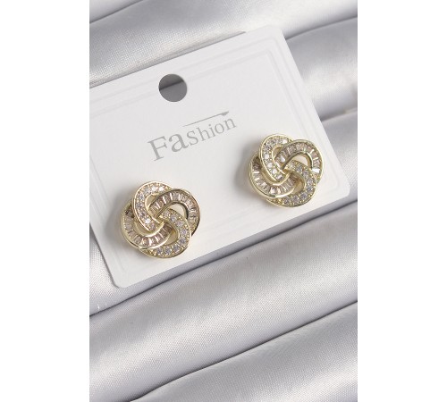Pirinç Gold Renk Zirkon Taşlı Çiçek Model Kadın Küpe Pirinç Gold Renk Zirkon Taşlı Çiçek Model Kadın Küpe