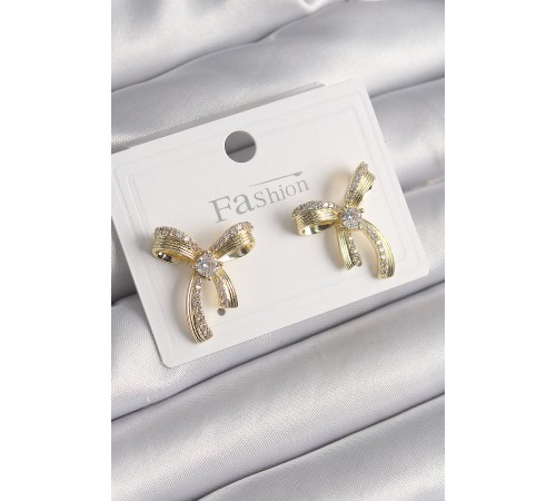 Pirinç Gold Renk Zirkon Taşlı Fiyonk Model Kadın Küpe Pirinç Gold Renk Zirkon Taşlı Fiyonk Model Kadın Küpe