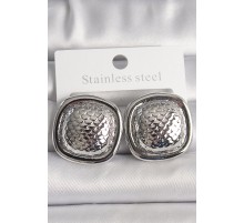 Pirinç Gümüş Renk İşlemeli Kare Model Kadın Küpe