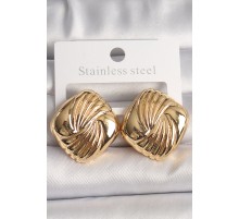 Pirinç Gold Renk İşlemeli Kare Model Kadın Küpe