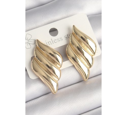 Pirinç Gold Renk 3 Sıralı Dalgalı Model Kadın Küpe Pirinç Gold Renk 3 Sıralı Dalgalı Model Kadın Küpe