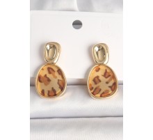 Pirinç Gold Renk Sallantı Leopar Desen Kare Model Kadın Küpe