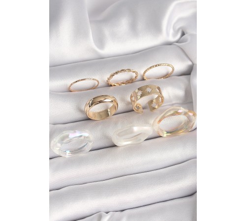Pirinç Gold Renk Beyaz Akrilik Plastik Modek Kutup Yıldız İşleme Detay Kadın Yüzük Kombini Pirinç Gold Renk Beyaz Akrilik Plastik Modek Kutup Yıldız İşleme Detay Kadın Yüzük Kombini