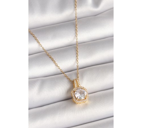 316L Çelik Gold Renk Zincir Zirkon Taşlı Kare Model Kadın Kolye 316L Çelik Gold Renk Zincir Zirkon Taşlı Kare Model Kadın Kolye