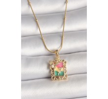 316L Çelik Gold Renk Renkli Zirkon Taşlı Kelebek İşlemeli Portre Model Kadın Kolye