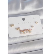 Pirinç Gold Renk Pembe Zirkon Taşlı Fiyonk Model İnci Detay 925 Ayar Gümüş Çivi Kadın Küpe Seti
