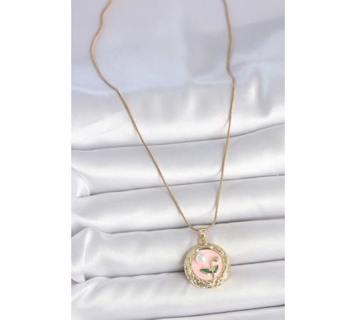 316L Çelik Gold Renk Zincir Pembe Çiçek İşlemeli inci Detay Portre Model Kadın Kolye 316L Çelik Gold Renk Zincir Pembe Çiçek İşlemeli inci Detay Portre Model Kadın Kolye