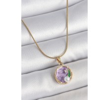 316L Çelik Gold Renk Zincir Mor Çiçek İşlemeli Zirkon Taş İnci Detaylı Minimal Portre Model Kadın Kolye