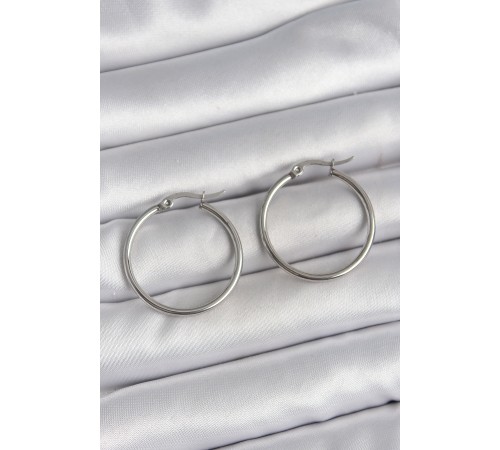316 Çelik Gümüş Renk 27 mm Halka Model Kadın Küpe 316 Çelik Gümüş Renk 27 mm Halka Model Kadın Küpe