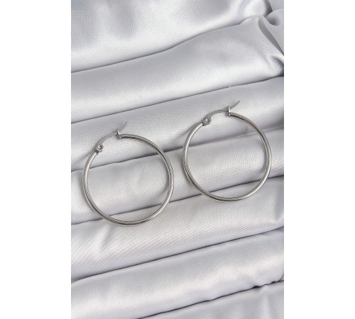 316 Çelik Gümüş Renk 33 mm Halka Model Kadın Küpe 316 Çelik Gümüş Renk 33 mm Halka Model Kadın Küpe
