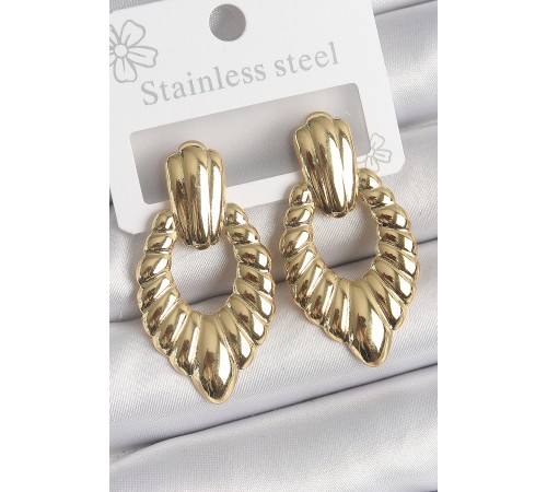316 Çelik Gold Renk İşlemeli Motiif Model Kadın Küpe 316 Çelik Gold Renk İşlemeli Motiif Model Kadın Küpe