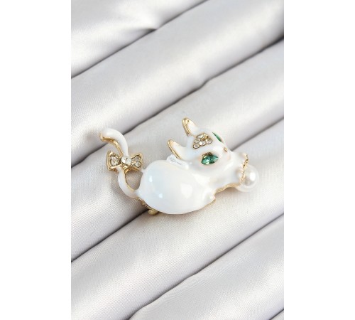 Zirkon Taşlı İnci Detaylı Beyaz 3D Kedi Figürlü Gold Renk Kadın Broş Zirkon Taşlı İnci Detaylı Beyaz 3D Kedi Figürlü Gold Renk Kadın Broş