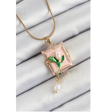 316L Çelik Zincir Pembe Sanatsal Portre Sallantılı İnci Detaylı Lale Model Gold Renk Kadın Kolye