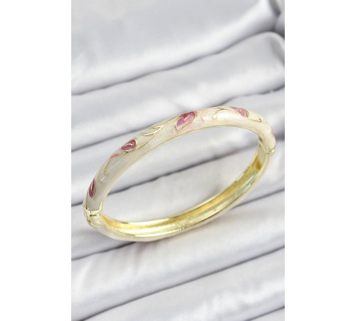 Mineli Pirinç Gold Renk Krem Çiçek Motifli Kadın Kelepçe Mineli Pirinç Gold Renk Krem Çiçek Motifli Kadın Kelepçe