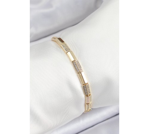 Pirinç Dikdörtgen Model Zirkon Taşlı Gold Renk VİP Seri Kadın Bileklik Pirinç Dikdörtgen Model Zirkon Taşlı Gold Renk VİP Seri Kadın Bileklik