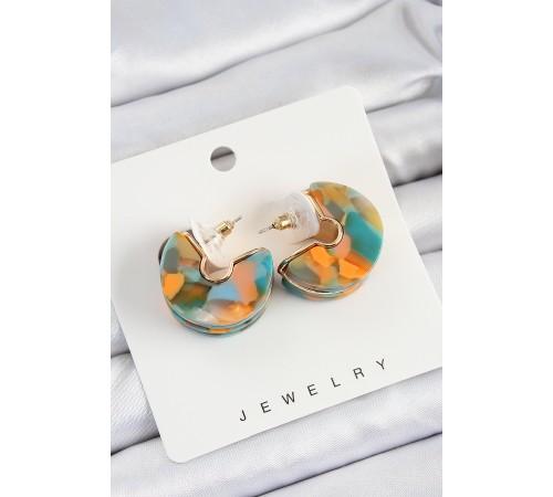 Pirinç Mermer Desenli Vintage Yarım Halka Model Gold Renk Kadın Küpe Pirinç Mermer Desenli Vintage Yarım Halka Model Gold Renk Kadın Küpe