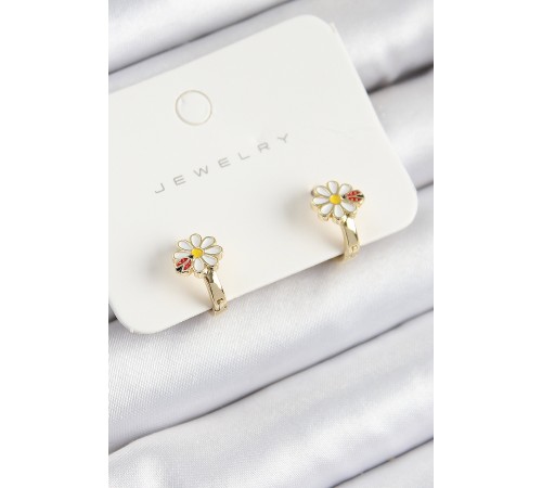 Pirinç Papatya Model Gold Renk Çocuk Küpe Pirinç Papatya Model Gold Renk Çocuk Küpe