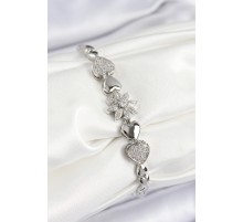 Pirinç Zirkon Taşlı Kalp Detaylı Çiçek Model Gümüş Renk Kadın Bileklik