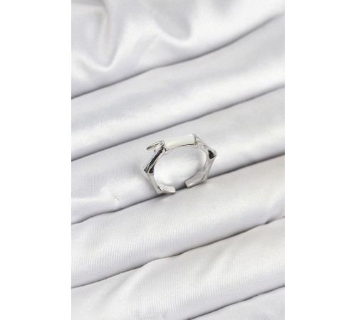 Pirinç Gümüş Renk Kemik Model Kadın Yüzük