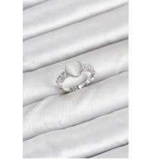 Pirinç Gümüş Renk Zirkon Taşlı Kalpli Kadın Yüzük