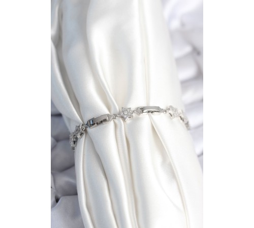 Pirinç Gümüş Renk Yıldız Model Kadın Bileklik