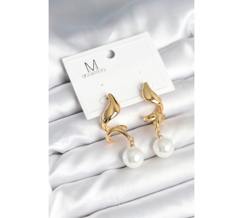 inci Detaylı Sarmal Model Gold Renk Pirinç Kadın Küpe