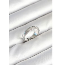 Gümüş Renk Şerit Zirkon Taşlı Kadın Yüzük