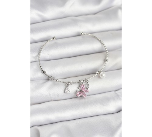 Pembe Kelebek Charmlı Gümüş Renk Kadın Bileklik