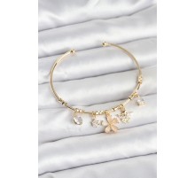 Çiçek ve Kelebek Charmlı Gold Renk Pirinç Kadın Bileklik