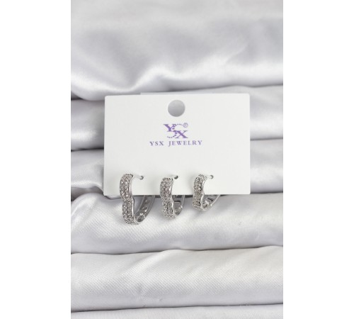 Gümüş Renk Pirinç Zirkon Taşlı Kalpli Kadın Küpe