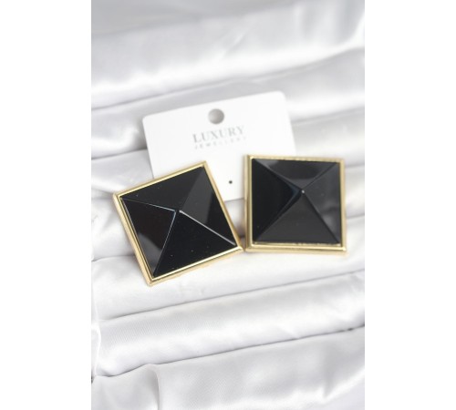 Pirinç Gold Renk Siyah Piramit Model Kadın Küpe