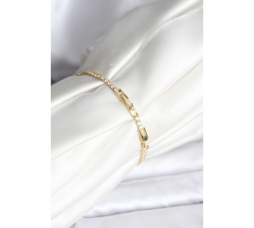 Yıldız Model Zirkon Taşlı Gold Renk Pirinç Su Yolu Kadın Bileklik