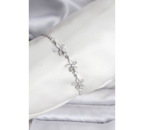 Çiçek Model Zirkon Taşlı Gümüş Renk Pirinç Su Yolu Kadın Bileklik