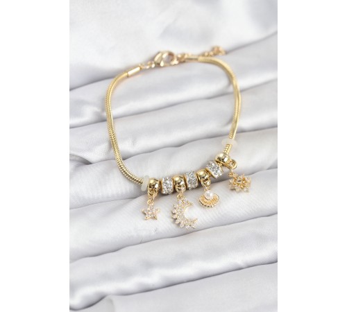 Pirinç Gold Renk Ay Charm Model Charmlı Kadın Bileklik