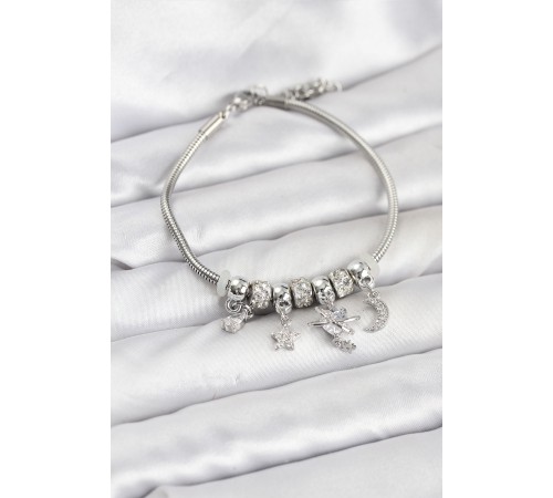 Pirinç Gümüş Renk Kalpli Model Charmlı Kadın Bileklik