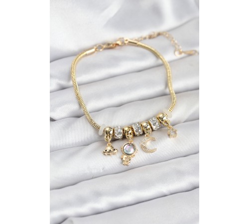 Pirinç Gold Renk Uzay Tema Charmlı Kadın Bileklik