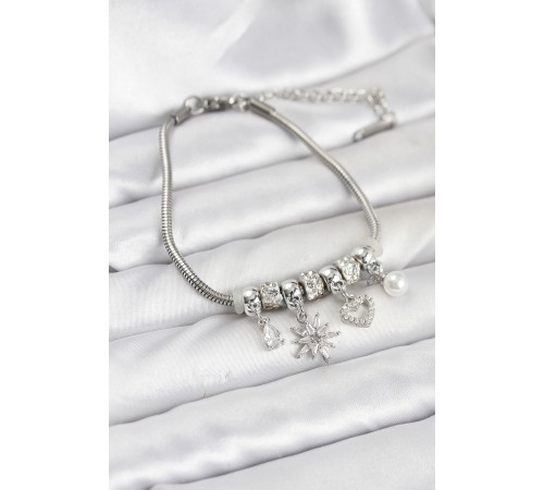 Pirinç Gümüş Renk Kutup Yıldızı ve Kalp Charmlı Kadın Bileklik